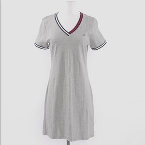 2/$15✨ Tommy Hilfiger | T-Shirt Dress ✨